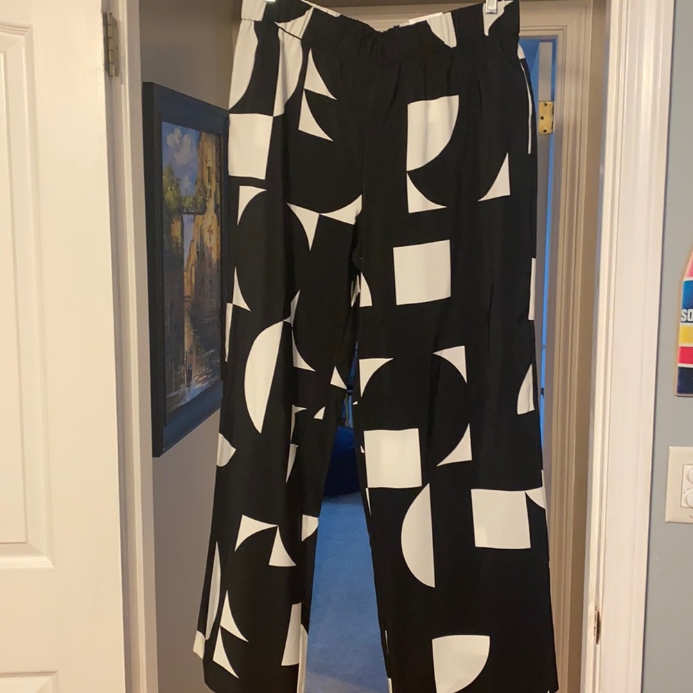 Black and white pants